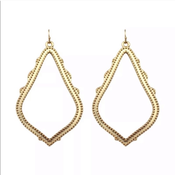 Gorgeous Moroccan inspired big statement earrings - Picture 3 of 4